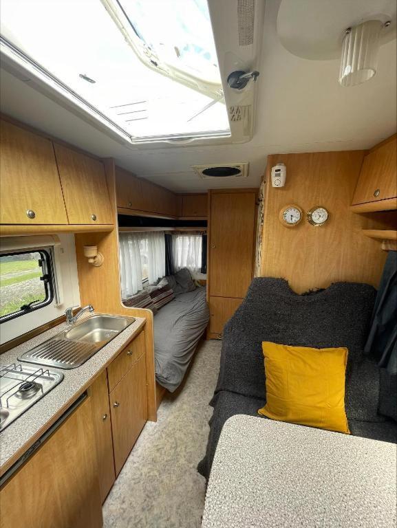 The Cosy Camper At Rockfield Park Galway Exterior foto